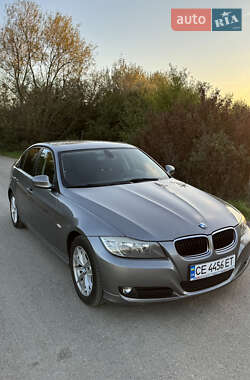 Седан BMW 3 Series 2011 в Новоселице