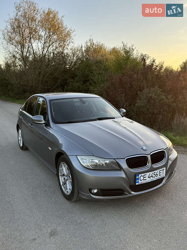 BMW 3 Series 2011