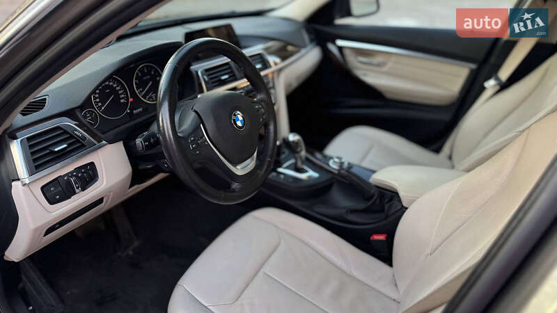 Седан BMW 3 Series 2015 в Запоріжжі