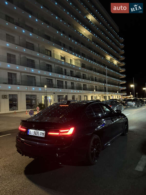 Седан BMW 3 Series 2022 в Ізмаїлі