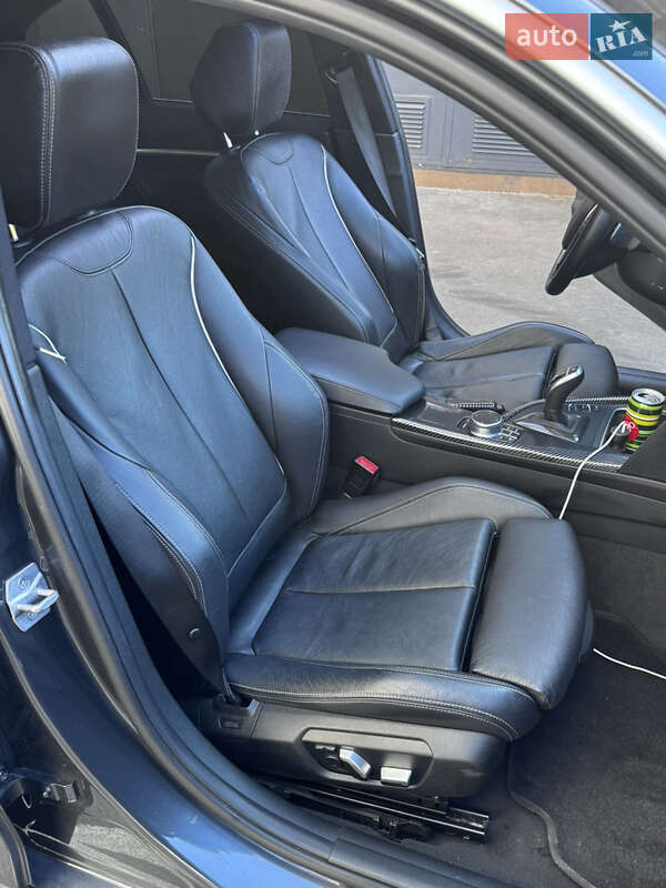 Седан BMW 3 Series 2017 в Києві