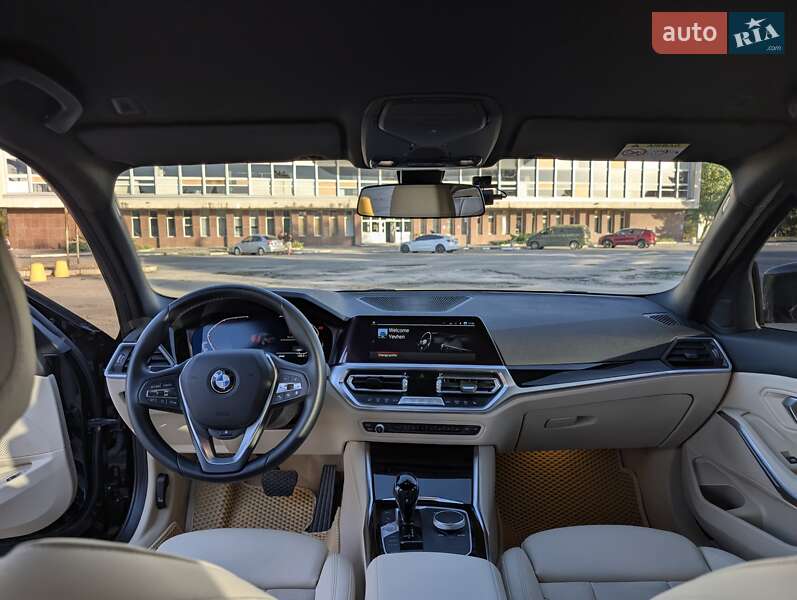 Седан BMW 3 Series 2022 в Кропивницком фото 13 Седан BMW 3 Series 2022 в Кропивницком