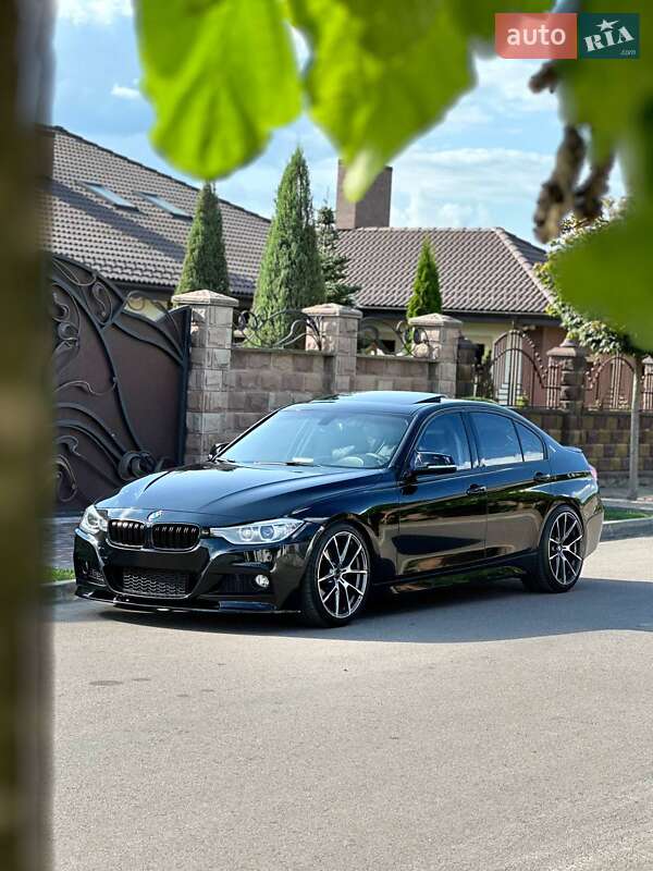 Седан BMW 3 Series 2014 в Ровно
