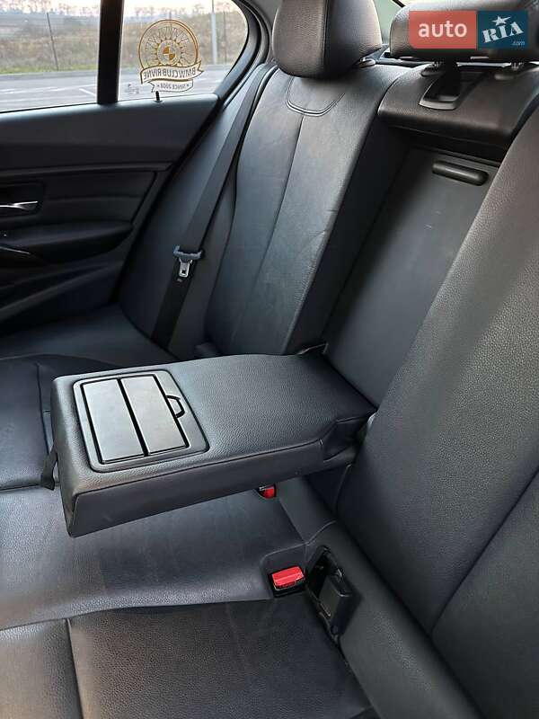 Седан BMW 3 Series 2014 в Ровно