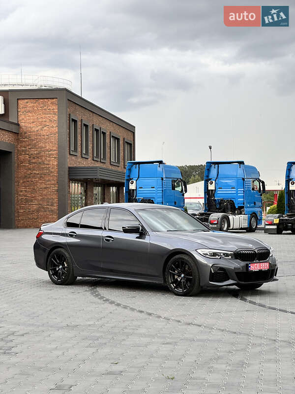 Седан BMW 3 Series 2019 в Черновцах