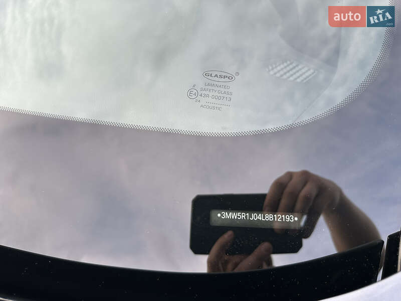 Седан BMW 3 Series 2019 в Черновцах