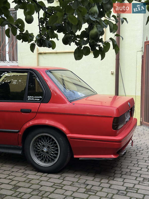 Седан BMW 3 Series 1986 в Киеве