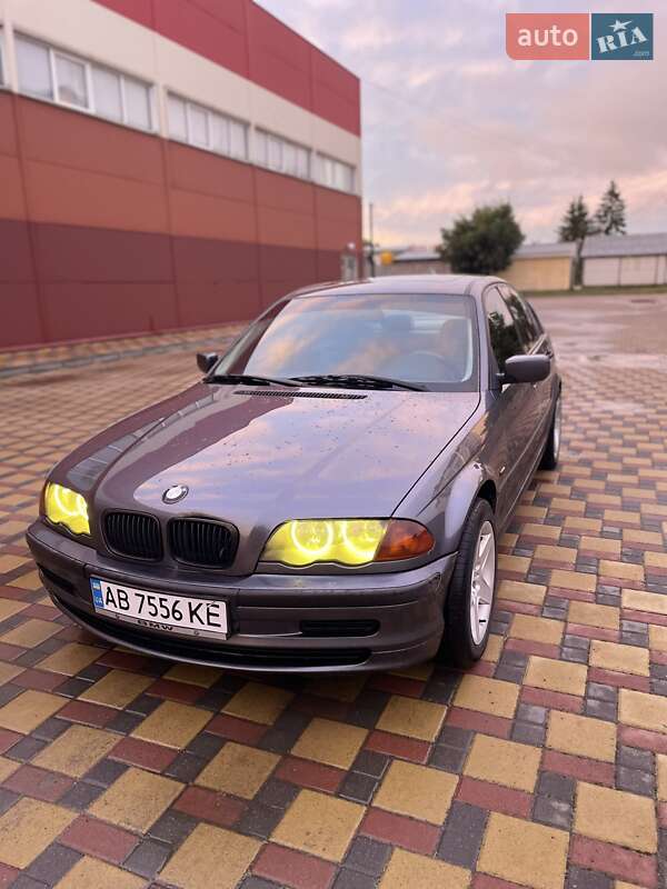 Седан BMW 3 Series 1999 в Гайсине