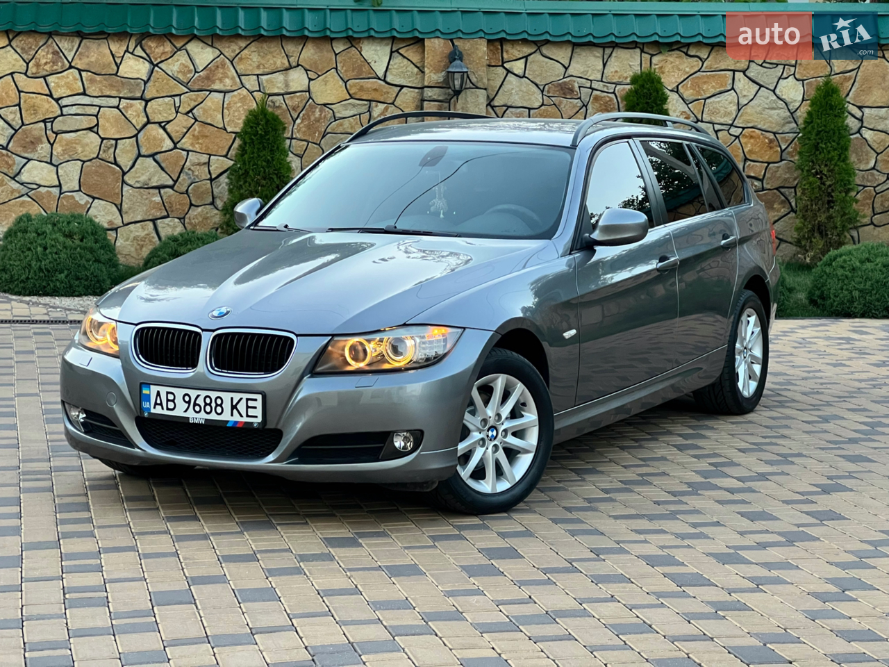 2010 BMW 3er - мініатюра 13