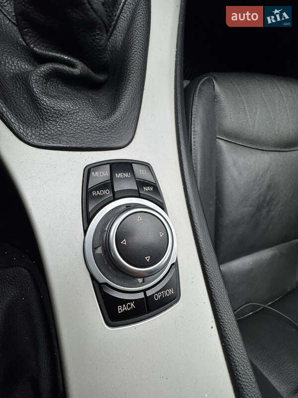 Универсал BMW 3 Series 2010 в Киеве