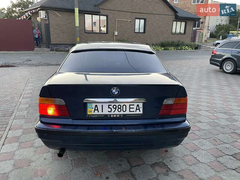Седан BMW 3 Series 1993 в Лысянке фото 9 Седан BMW 3 Series 1993 в Лысянке