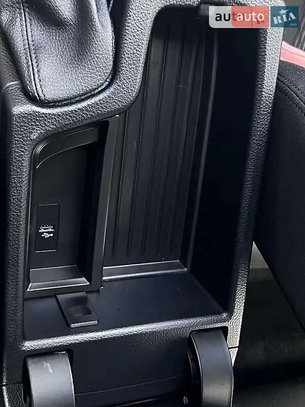 Универсал BMW 3 Series 2018 в Львове фото 28 Универсал BMW 3 Series 2018 в Львове