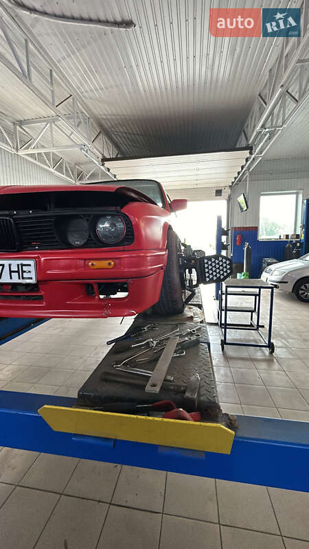 Купе BMW 3 Series 1983 в Першотравенську