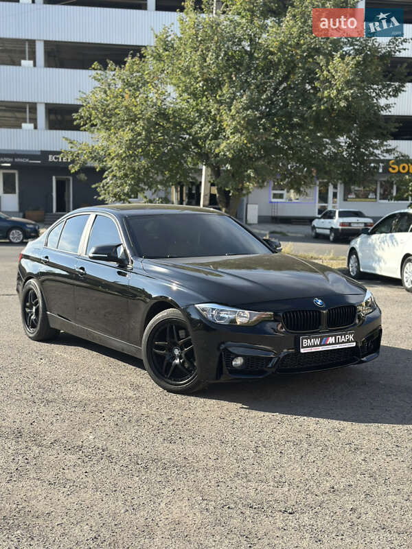 BMW 3 Series 2012
