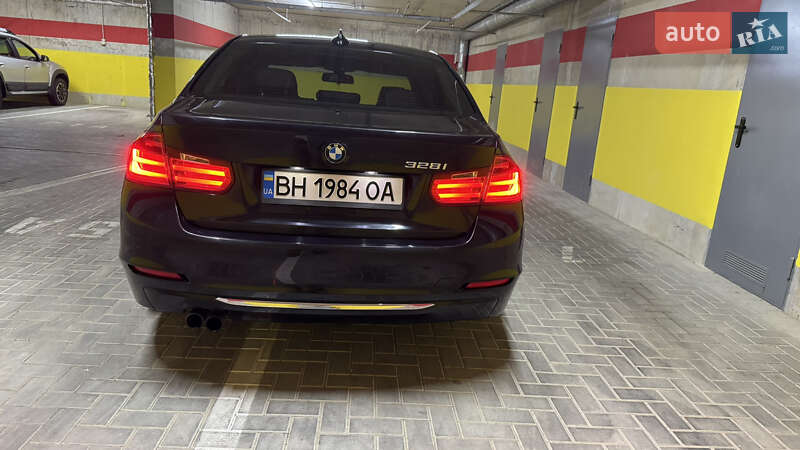 Седан BMW 3 Series 2013 в Килии фото 10 Седан BMW 3 Series 2013 в Килии