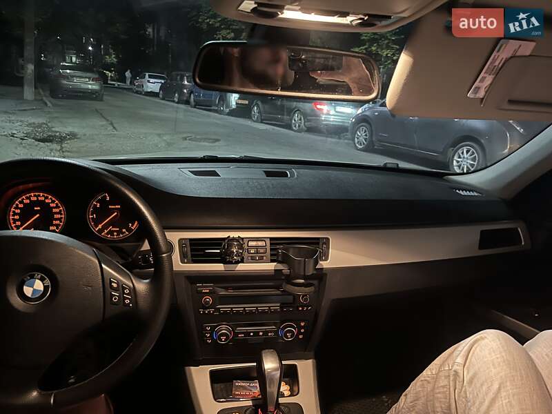 Универсал BMW 3 Series 2009 в Виннице фото 3 Универсал BMW 3 Series 2009 в Виннице