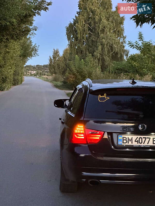 Универсал BMW 3 Series 2010 в Захарьевке
