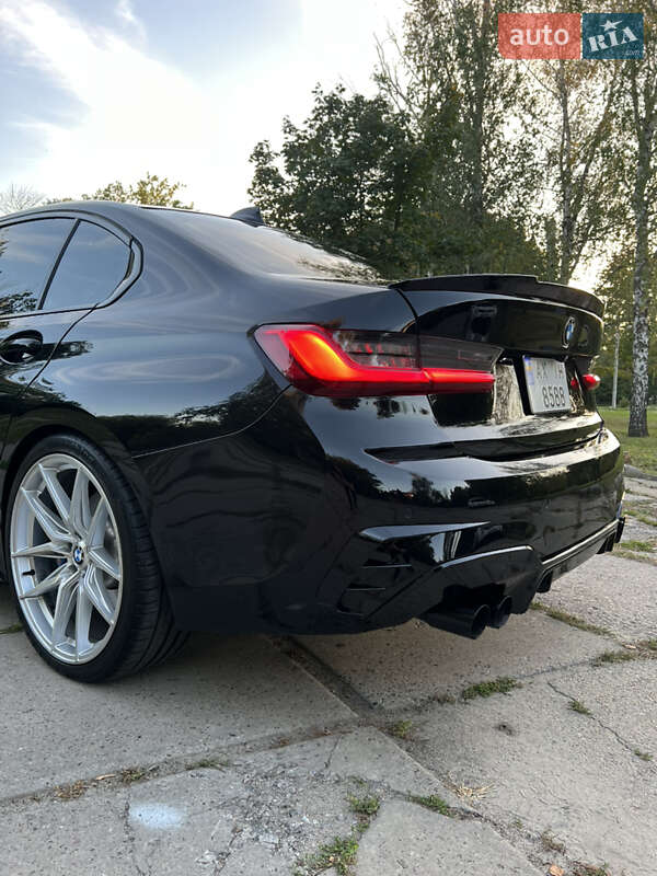 Седан BMW 3 Series 2020 в Харкові