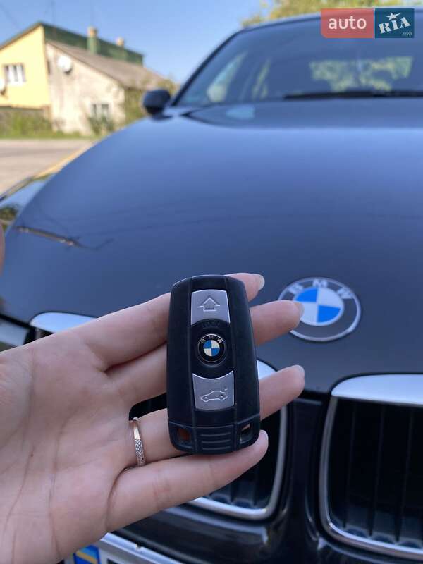 Седан BMW 3 Series 2008 в Золочеве