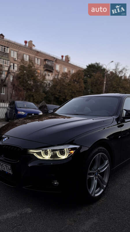 Седан BMW 3 Series 2015 в Запоріжжі