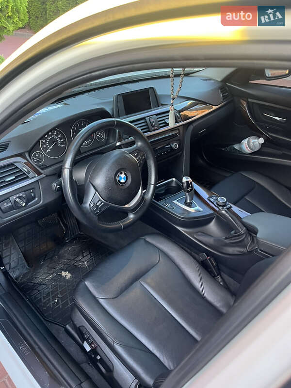 Седан BMW 3 Series 2014 в Києві