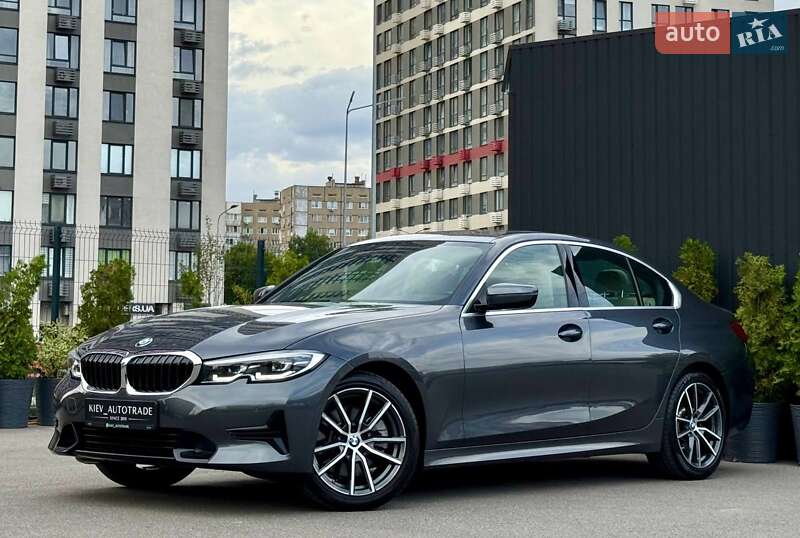 Седан BMW 3 Series 2019 в Киеве