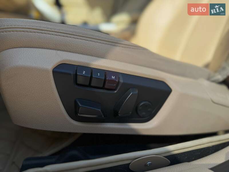 Седан BMW 3 Series 2014 в Києві