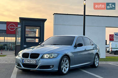 Седан BMW 3 Series 2009 в Ужгороде