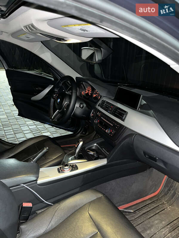 Седан BMW 3 Series 2012 в Южноукраинске