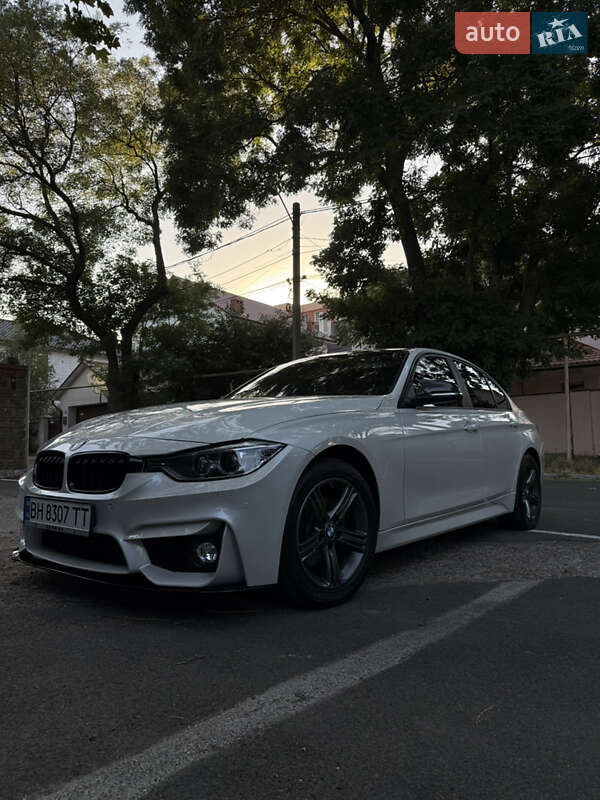Седан BMW 3 Series 2015 в Одессе фото 4 Седан BMW 3 Series 2015 в Одессе