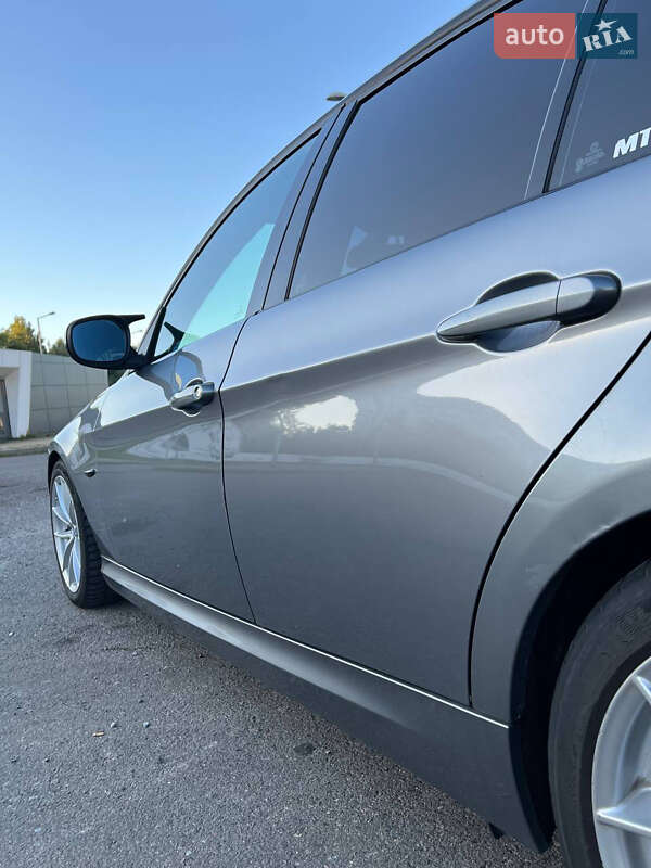 Седан BMW 3 Series 2009 в Львове фото 9 Седан BMW 3 Series 2009 в Львове