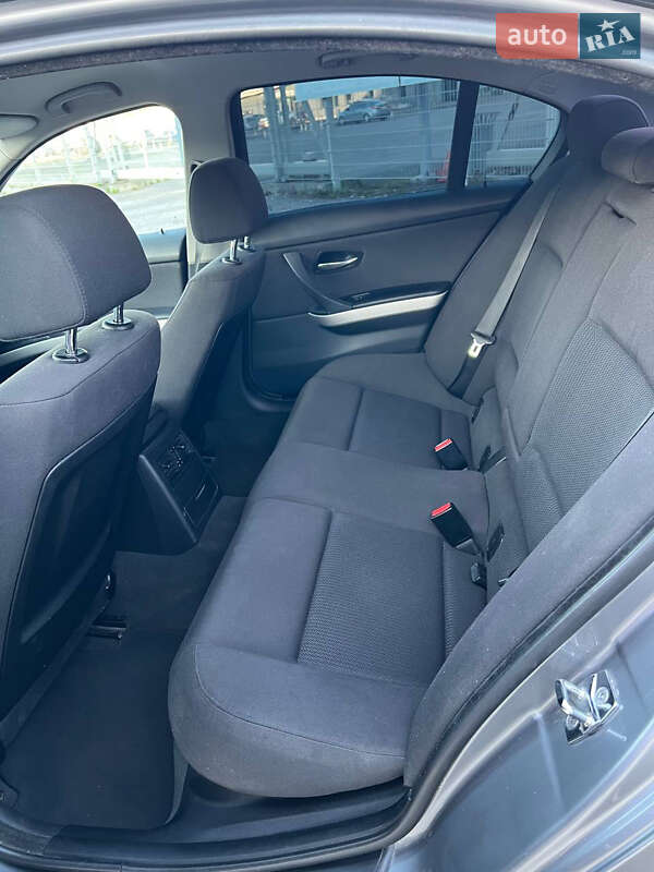 Седан BMW 3 Series 2009 в Львове фото 28 Седан BMW 3 Series 2009 в Львове