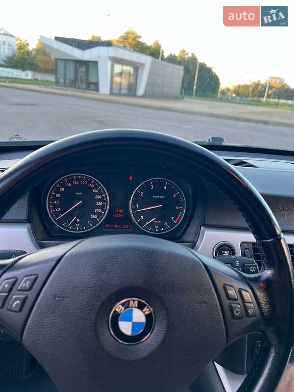 Седан BMW 3 Series 2009 в Львове фото 35 Седан BMW 3 Series 2009 в Львове