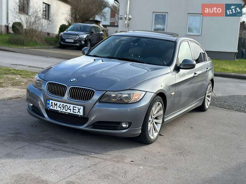 BMW 3 Series 2011 BMW 3 Series 2011