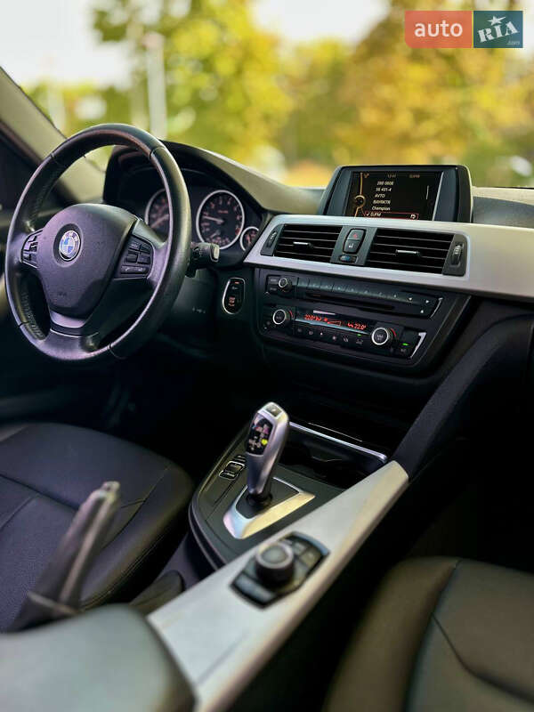 Седан BMW 3 Series 2012 в Днепре фото 26 Седан BMW 3 Series 2012 в Днепре