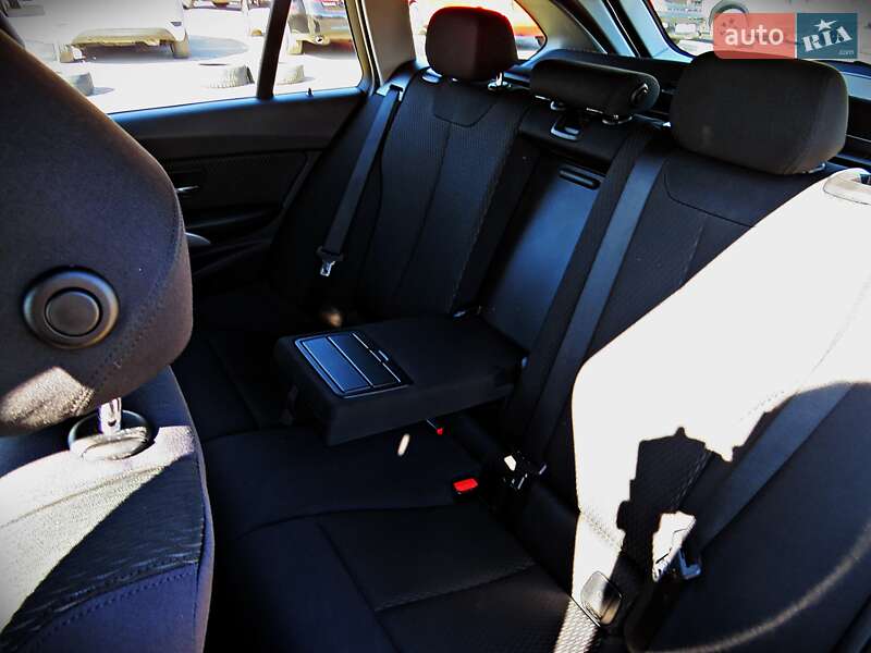 Универсал BMW 3 Series 2013 в Черкассах фото 13 Универсал BMW 3 Series 2013 в Черкассах
