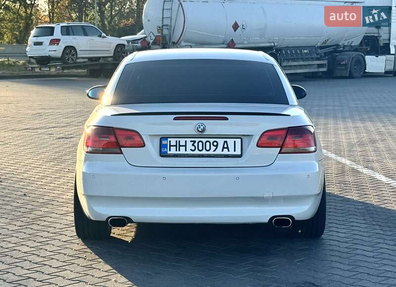 Кабриолет BMW 3 Series 2007 в Одессе