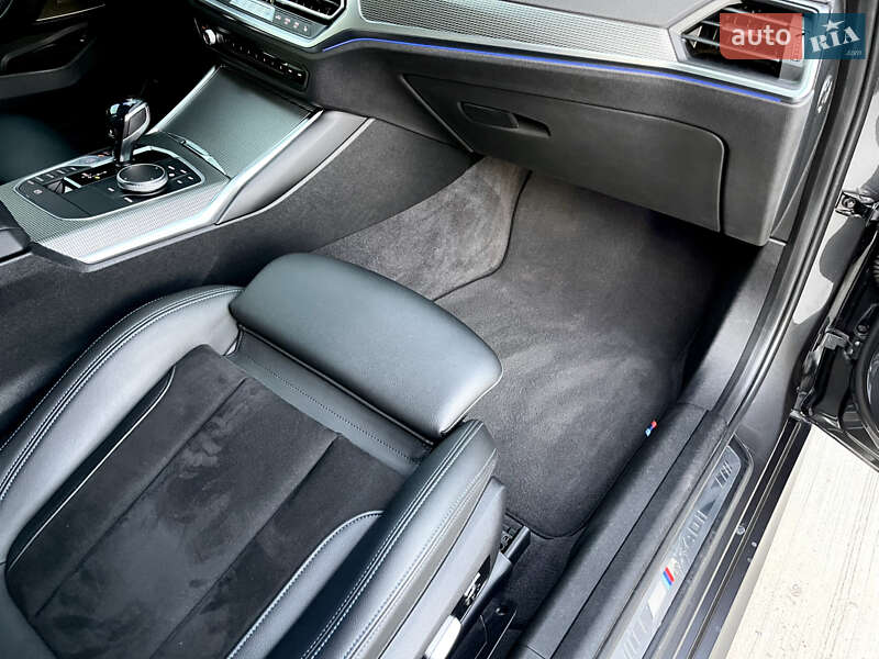 Седан BMW 3 Series 2021 в Києві