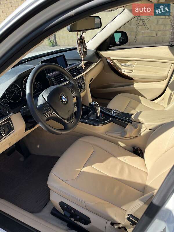 Седан BMW 3 Series 2013 в Каменском