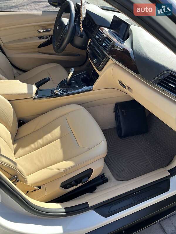 Седан BMW 3 Series 2013 в Каменском