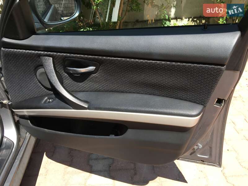 Універсал BMW 3 Series 2009 в Львові фото 61 Універсал BMW 3 Series 2009 в Львові