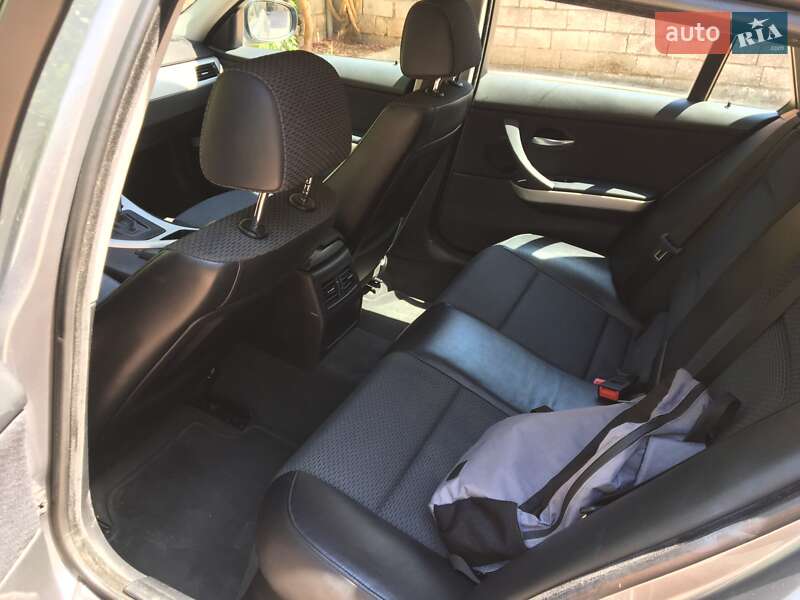 Універсал BMW 3 Series 2009 в Львові фото 91 Універсал BMW 3 Series 2009 в Львові
