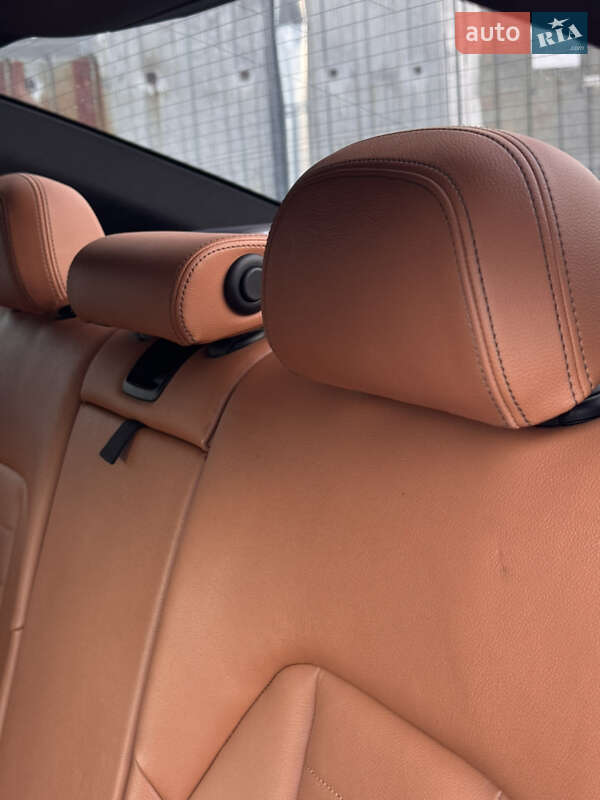 Седан BMW 3 Series 2020 в Виннице