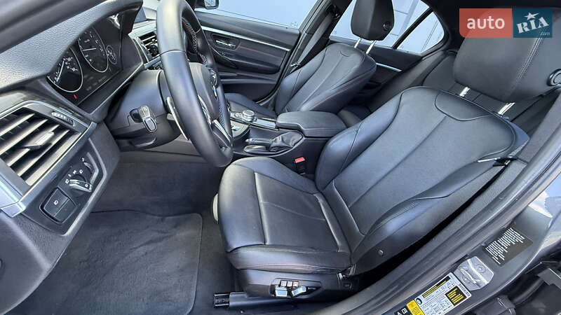 Седан BMW 3 Series 2017 в Киеве