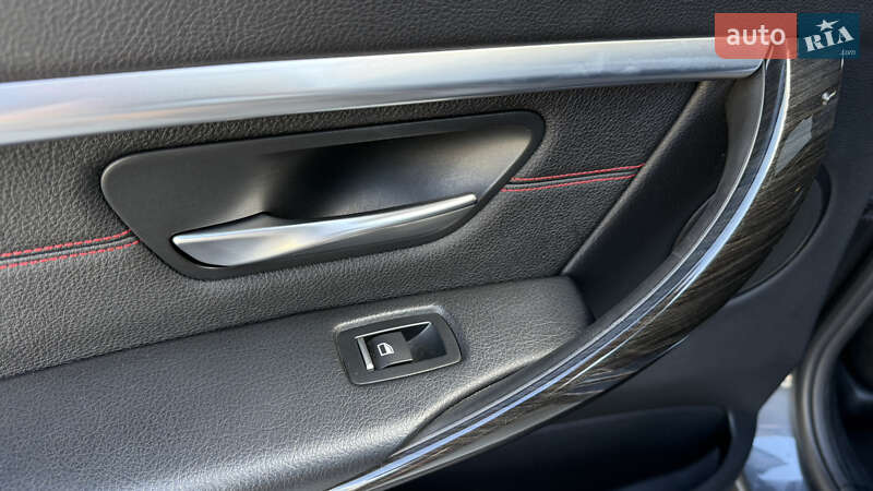 Седан BMW 3 Series 2017 в Киеве