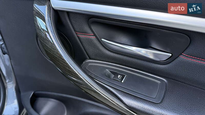 Седан BMW 3 Series 2017 в Киеве