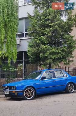 Седан BMW 3 Series 1986 в Львові