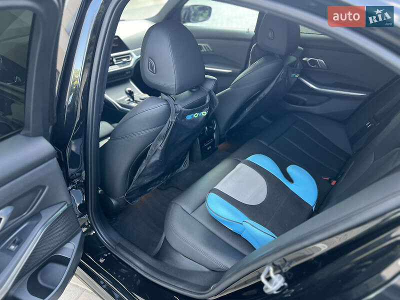 Седан BMW 3 Series 2021 в Харькове
