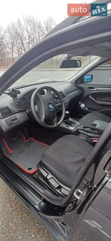 Универсал BMW 3 Series 2004 в Кропивницком