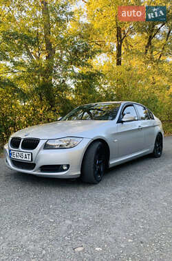 Седан BMW 3 Series 2010 в Синельниково